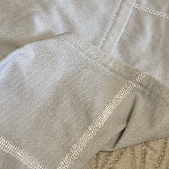 Lululemon Speed Up Low Rise Short - Picture 14 of 14